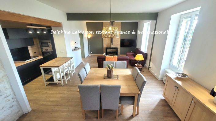 Image No.5-8 Bed Property for sale