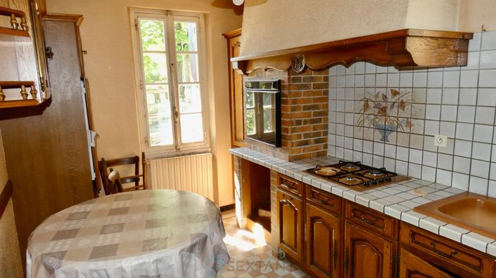 Image No.7-3 Bed Property for sale