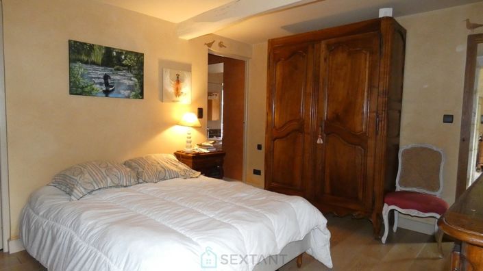 Image No.23-6 Bed Property for sale