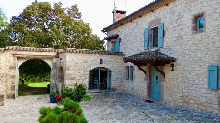 Image No.8-6 Bed Property for sale