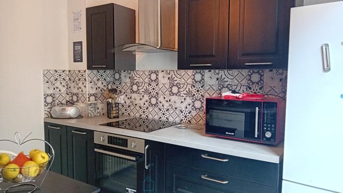 Image No.2-2 Bed Property for sale