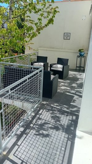 Image No.5-2 Bed Property for sale