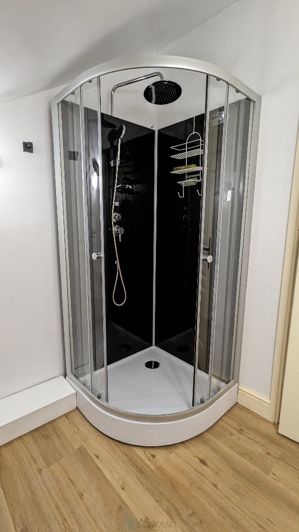 Image No.26-6 Bed Property for sale