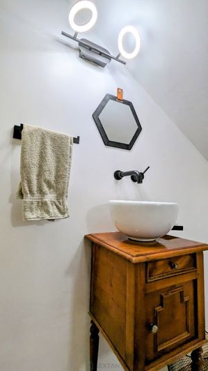 Image No.27-6 Bed Property for sale