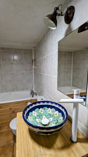 Image No.34-6 Bed Property for sale