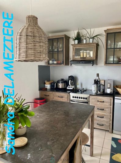 Image No.3-3 Bed Property for sale