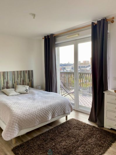 Image No.6-3 Bed Property for sale