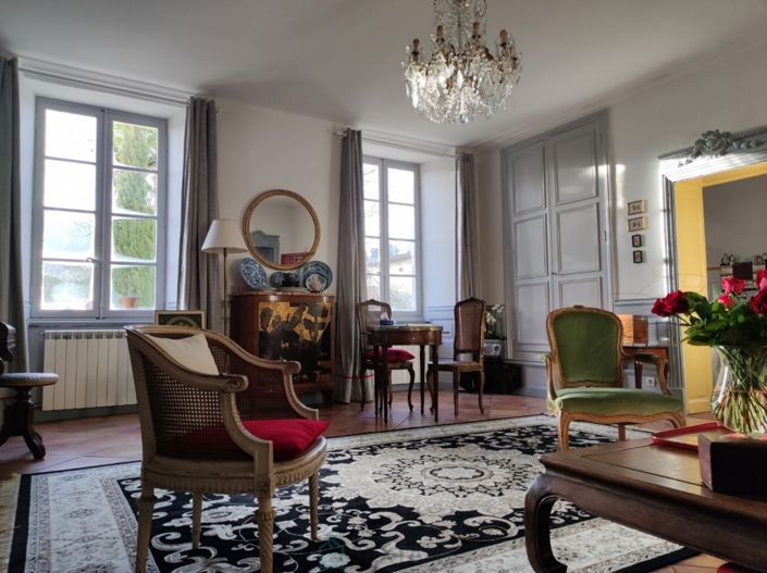 Image No.6-7 Bed House for sale