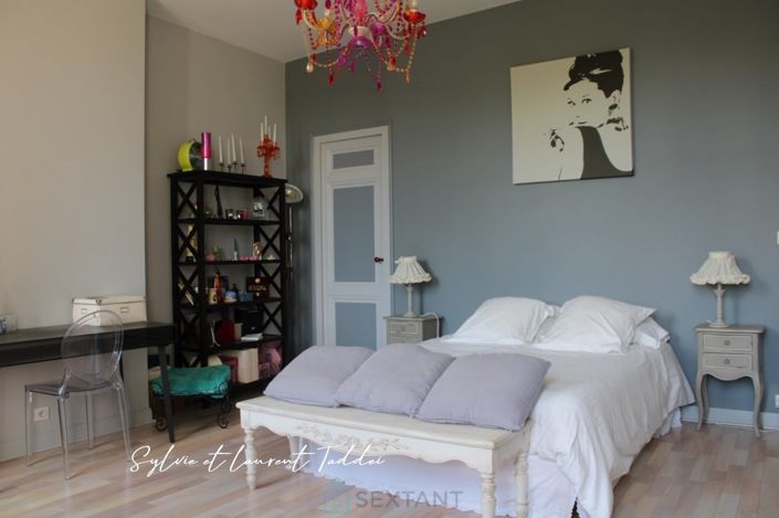 Image No.11-6 Bed House for sale