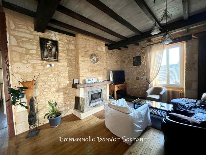 Image No.10-4 Bed Property for sale