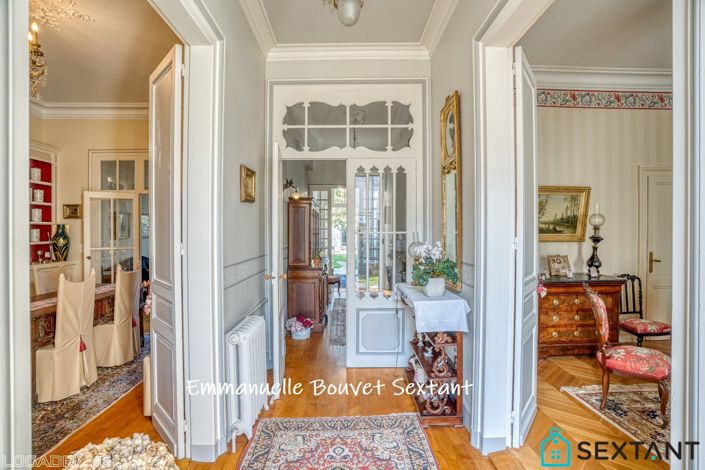 Image No.2-6 Bed Property for sale