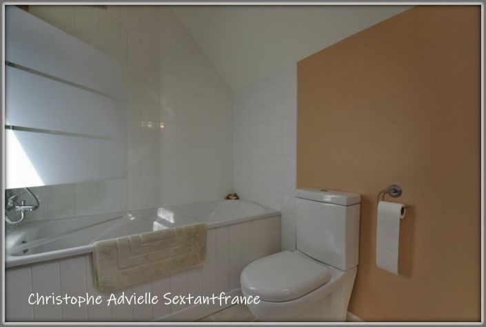 Image No.8-4 Bed Property for sale