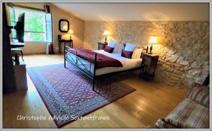 Image No.23-11 Bed Property for sale