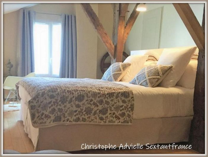 Image No.7-11 Bed Property for sale