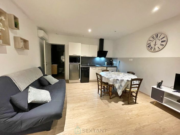 Image No.14-5 Bed Property for sale