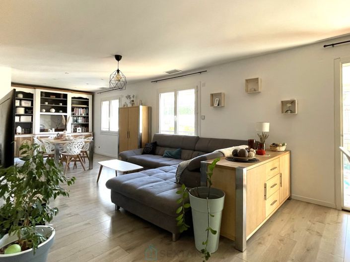 Image No.5-4 Bed Property for sale