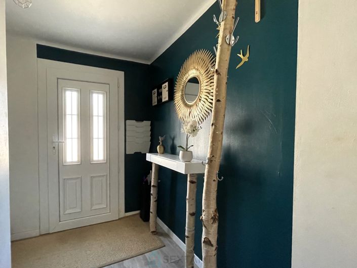 Image No.12-4 Bed Property for sale