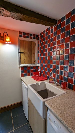 Image No.21-3 Bed Property for sale