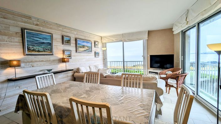 Image No.3-3 Bed Property for sale