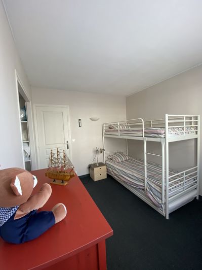 Image No.14-3 Bed Property for sale