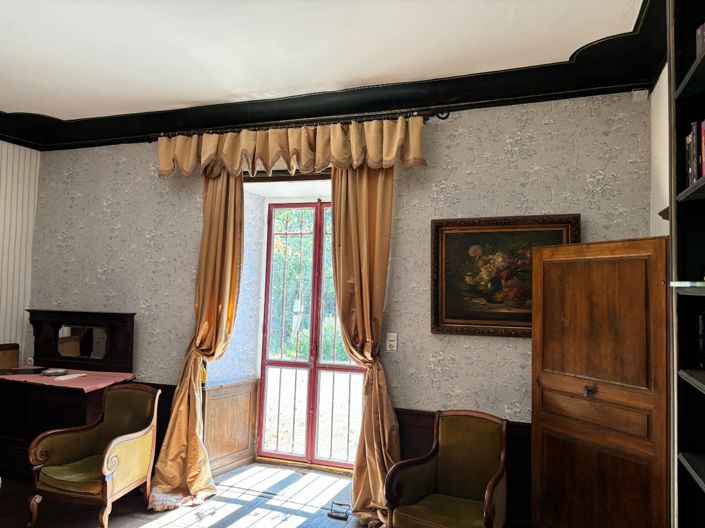 Image No.14-21 Bed Chateaux for sale