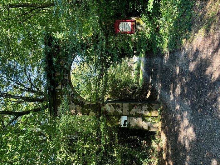 Image No.4-21 Bed Chateaux for sale