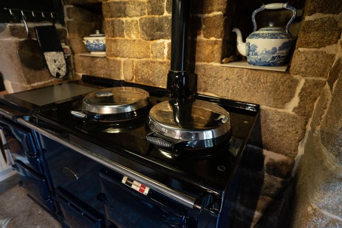 Image No.13-8 Bed Property for sale