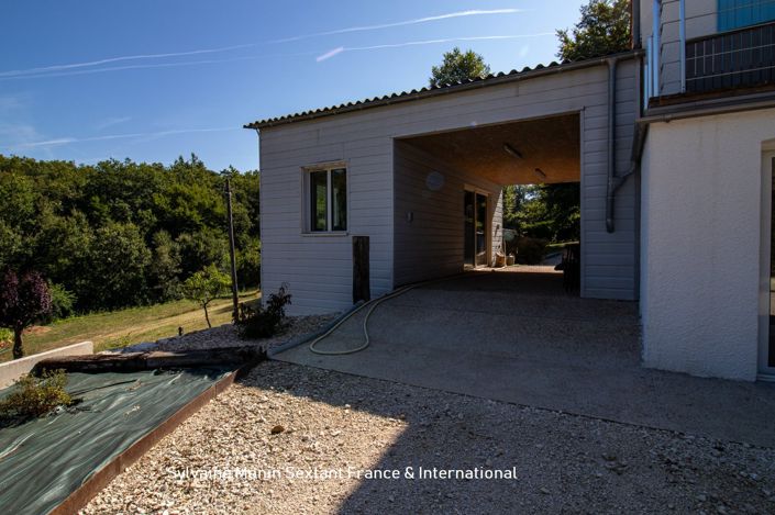 Image No.16-5 Bed Property for sale