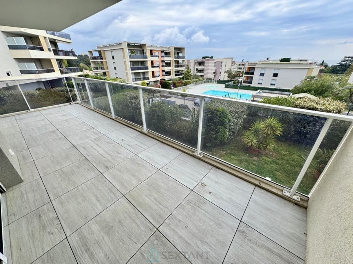 Image No.4-3 Bed Property for sale