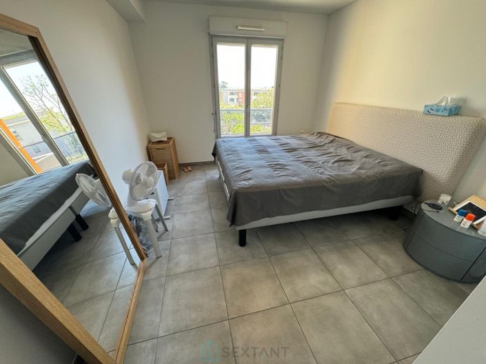 Image No.9-3 Bed Property for sale