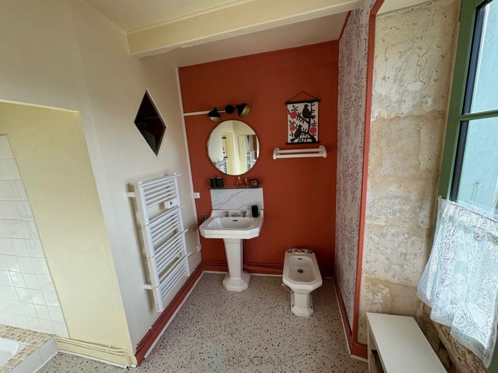 Image No.6-5 Bed Property for sale