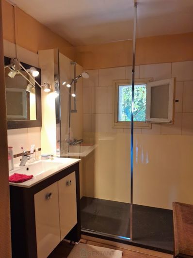 Image No.8-3 Bed House for sale