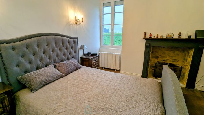 Image No.11-4 Bed Property for sale