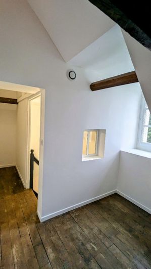 Image No.17-4 Bed Property for sale