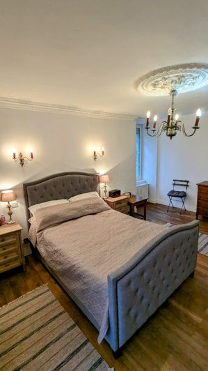 Image No.25-4 Bed Property for sale