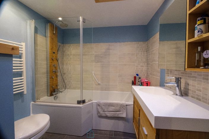 Image No.12-4 Bed Chalet for sale