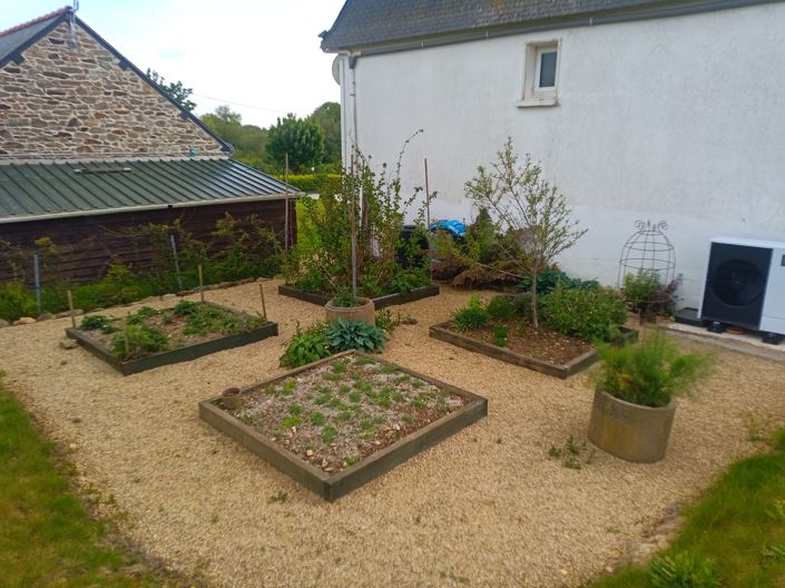 Image No.18-8 Bed Property for sale