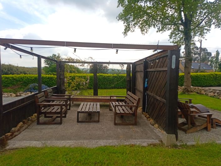 Image No.20-8 Bed Property for sale