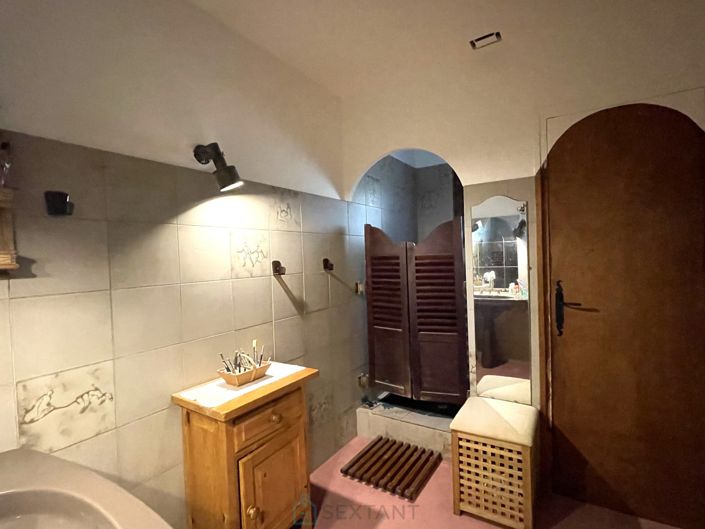 Image No.13-5 Bed Villa for sale