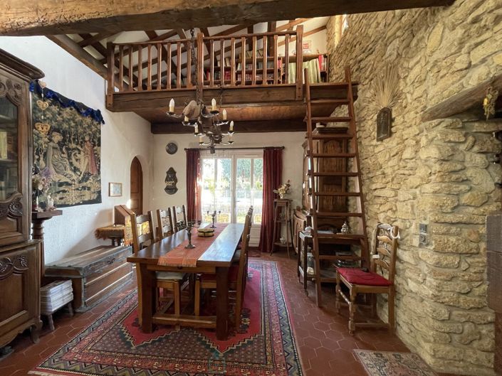 Image No.2-5 Bed Villa for sale