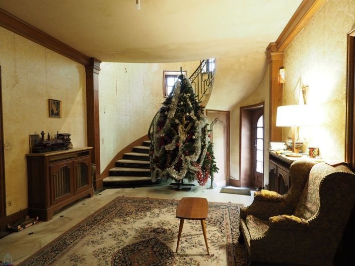 Image No.5-6 Bed Property for sale