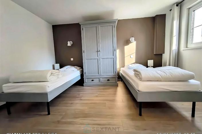 Image No.10-4 Bed Property for sale