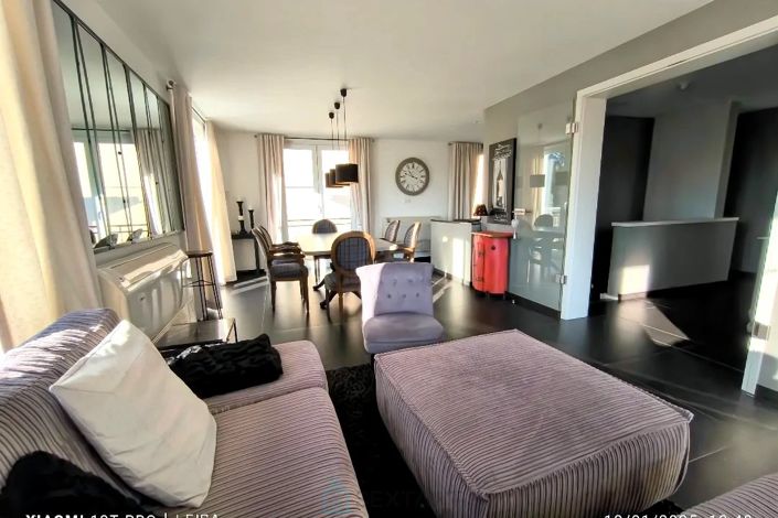 Image No.15-4 Bed Property for sale