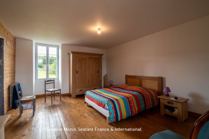 Image No.15-2 Bed Property for sale