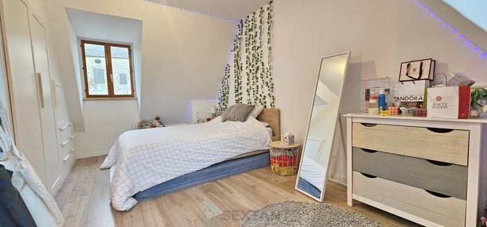 Image No.18-3 Bed House for sale