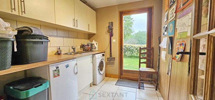 Image No.24-3 Bed House for sale