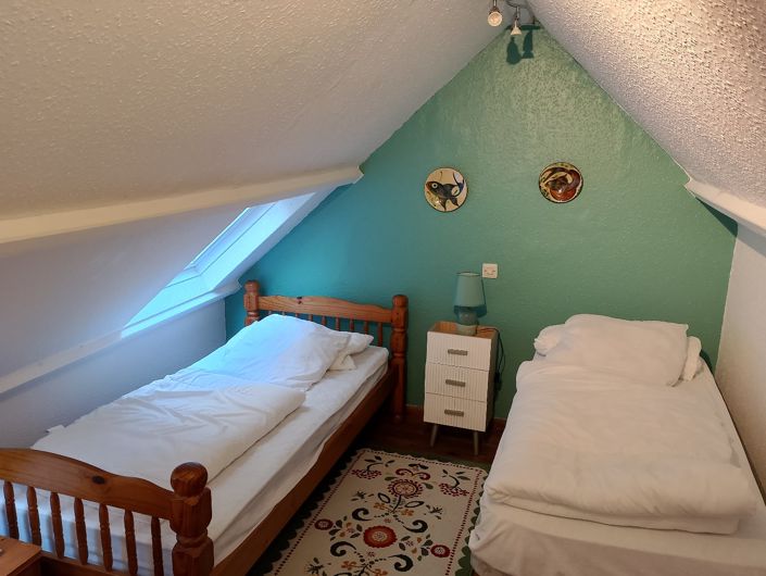 Image No.10-2 Bed House for sale