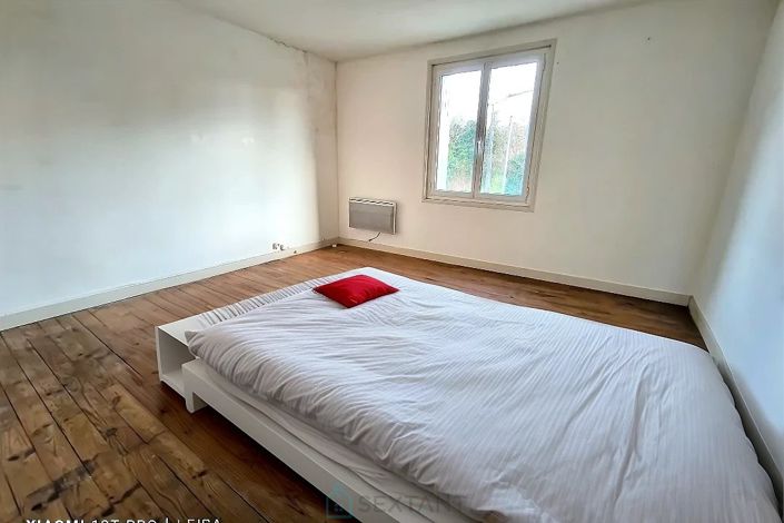 Image No.7-2 Bed Property for sale