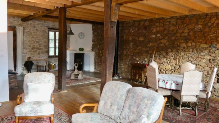 Image No.14-3 Bed Property for sale