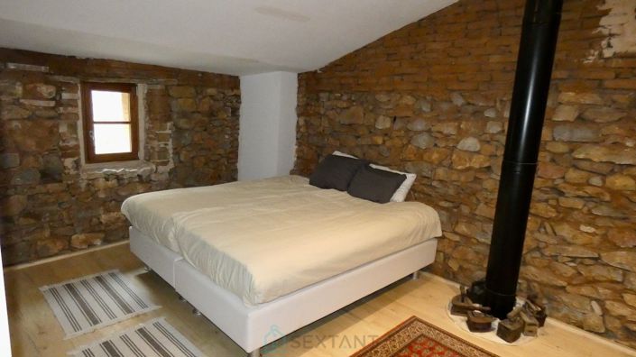 Image No.22-3 Bed Property for sale